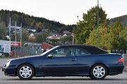 Neste er en Mercedes Benz Elegance cabriolet, kan det være en CLK 320? Foreløpig så legger vi den i bilentusiast