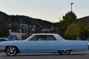 Her kommer Cadillac Coupe De Ville igjen, heter det fender skirts, det dekselet som skjuler litt av bakhjulet?