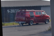 Neste er en amerikaner, rettere sagt en Chevrolet Chevyvan som har noen år på baken.  Har litt lyst til å kalle den her raggarbil