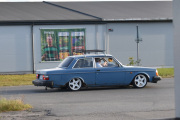Men se på denne da, Volvo 242DL og helt sikker en rånerbil