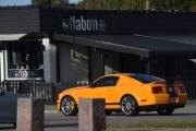 Men først så må vi innom Våler sentrum og fylle bensin og da øver jeg meg litt igjen. Selv en Ford Shelby GT500 Super Snake imponerer ikke meg nå :-)