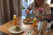 Først en frokost på Kløfta