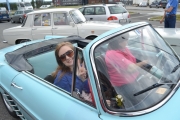 Vi starter turen med to ryper i en Renault Floride fra 1962