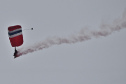 Morten 3 september 2023 - Telemark Airshow 2023. Det var 7 som hoppet, jeg vet ikke om jeg fikk med meg alle. Det finner jeg ut på Kort-turen