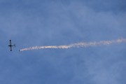 Morten 19 juni 2022 - Kjeller Flydag. Det er Veteranenes Fallskjermklubb som hopper her, det kommer flere etterpå
