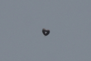 Morten 27 juni 2022 - Heliumballong over Høyenhall, det som er så rart, er at jeg så en slik i juni i fjor også
