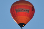 Morten 5 september 2022 - Sopra Steria over Høyenhall, Ultramagic er en av arrangørene av European Balloon Festival, den største luftballongfestival i Spania og i Sør-Europa