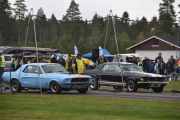To nye biler skal starte, det er en Ford Mustang fra 1968 og også en Ford Mustang fra 1968
