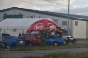 Noen salgstand ser jeg også på vår ferd i gatene