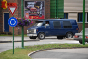 Ikke sant? Slik kan jeg stå til maten er servert på bordet, Da fortsetter jeg, dette er en Chevrolet Starmaster G30 fra 1992