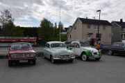 Så har en franskmann dukket opp, det er en Citroen 2 CV 6, 1986 modell. Et norsk og et fransk flagg på bilen, det var kreativt