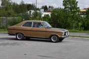 Dette er en Opel Kadett men årstallet klarer jeg ikke