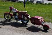 Skal vi også prøve oss på denne? Jawa CZ fra 1957 og tilhengeren er en Pav fra 1970
