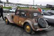 Så fikk vi se en Citroen Berline fra 1939 som var like rusten som gjerdet vårt