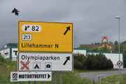 Nå tar vi bare bilder av skilt som vi passerer, men legg merke til Skjæra da