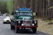 Vel, det var det nest siste bilde nå går vi nedover veien og møter denne leievognen fra Transportsentralen. Det er en Volvo L fra 1962 - den går som kjempebamsen