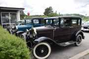Har sikkert tatt den før men tar dem om igjen. Nærmeste en Ford Town Sedan fra 1930 og den bak en Ford fra 1929