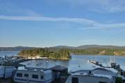 Kråkaholmen eller Kråkeholmen heter det der ute, og jeg tror det var en øy før, men fant ikke noe ut av det foreløpig