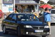 Men her kommer det en veldig spesiell en, det er en Renault Safrane Biturbo fra 1995