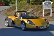Men sønnen kan også kle seg opp, dette er en Renault Spider Sport fra 1997. Ikke helt veteran enda, men hva gjør vel det