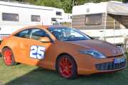 Her har vi også en bil som er med på treffet, jeg tror det er en Renault Laguna Coupe fra rundt 2010