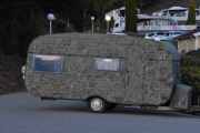 Denne campingvogna har jeg sett før tenkte jeg, først ved Bjørkelangen og så et annet sted som jeg ikke husker nå