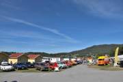 Men her så dukker det opp noen biler jeg ikke har registrert før, jeg begynner fra venstre. Der har vi en Renault Caravelle fra 1964, rett til høyre har det kommet en finsk Renault 11 GTS fra 1983 til...?