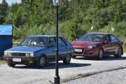To finske i et bilde, den foran som er en Renault 11 GTS har vi sett på før, men den bak må da være en Renault Laguna sport?