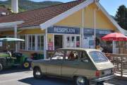 Men nå har vi parkert, og se hvor fint det er her på Norsjø Ferieland