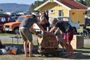 Jeg reduserer vekten på denne Renault 4 fra 400 kg til 300 kg med en gang