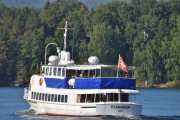 Båten M/S Telemarken har sesong fra 26. juni – 13. august, det var reklamen for denne gang