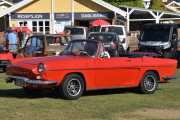 Renault Caravelle er en sportsbil med motoren bak, det er nesten umulig å se forskjell på denne og en Renault Floride. Men en Floride har kjøleribber på siden som denne ikke har