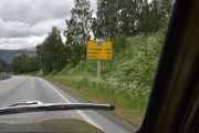 Men nå sikter vi på Dovre, men kommer ikke Dombås først? Vi skal jo ligge over på Dovregubbens hall?