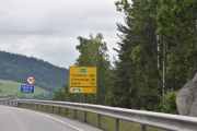 Ja nå er det like før vi kjører over Mjøsbrua og vi har 29 km igjen til Lillehammer