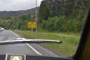 Kun 8 km til Ringebu, der har vi vært på Renaulttreff ved Frya leir. Pass opp for radarboksen forresten, kan man få bot for å kjøre forsakte også?