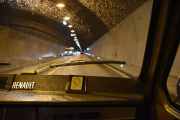 Tunnelen er 4164 meter lang og går under tettstedet Hundorp og leder gjennomgangstrafikken utenom sentrum