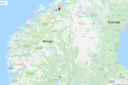 Vi må jo ta utgangspunkt fra Oslo hvor vi bor og da er det ca. 550 km litt avhengig av ruten du kjører. I fartsgrensen så tar det 7,5 time, men vi som kjører i 70 må nok regne med en overnatting på veien