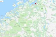 Da blir spørsmålet, hvilken vei skal vi ta? Sist vi kjørte oppover tok vi veien om Røros. Skal vi prøve oss over Dovre og få med oss Moskusokser også, det hadde vært morsomt