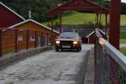 Men nå er klokken snart ti om kvelden og vi har fått beskjed at noen flere skal komme, men han her har vi sett før, det er en Renault 15 TS fra 1973
