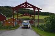 Junior med partner kommer i sin Renault 12TN fra 1974