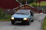 Så kommer senior i sin nye eller skal vi si gamle Renault Fuego TX fra 1981 som ser sitt første treff