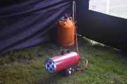 Her ser vi varmeapparatet som ble brukt inne i teltet