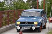 Sjette bilen, en Renault 12