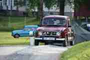 Da dukker vår redaktør opp med sin Renault 4 fra 1983, nå vil alt ordne seg