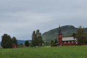 Så passerer vi Evenstad kirke som ligger mellom Evenstad og Rasta