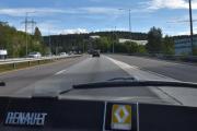 Men nå har vi kommet ut på motorveien og kjenner igjen et bygg