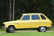 Og her kommer det en Renault 6 som ble lansert i 1968 til 1980 og denne modellen er en 1976 modell
