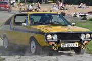 Fredag. Her kommer det også en Renault 17 med ungdommer i, vi er en klubb med alle aldre, og det liker vi
