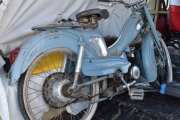 Fredag. Dette er også en Motobecane Mobylette, men nå tror jeg vi er på 1960 åra
