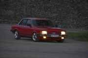 Fredag. Neste bil er en Ford Granada 2,3 L fra 1981, jeg har hatt en Ford Granada 2,0 L fra 1978 - så jeg vet hva denne bilen er god for